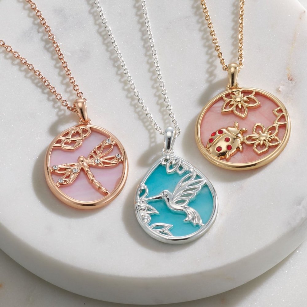 Avon Pink/Gold Statement Ladybug Pendant Necklace